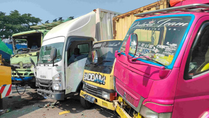 Kecelakaan Beruntun Libatkan 6 Kendaraan di jalur Pantura Gebang