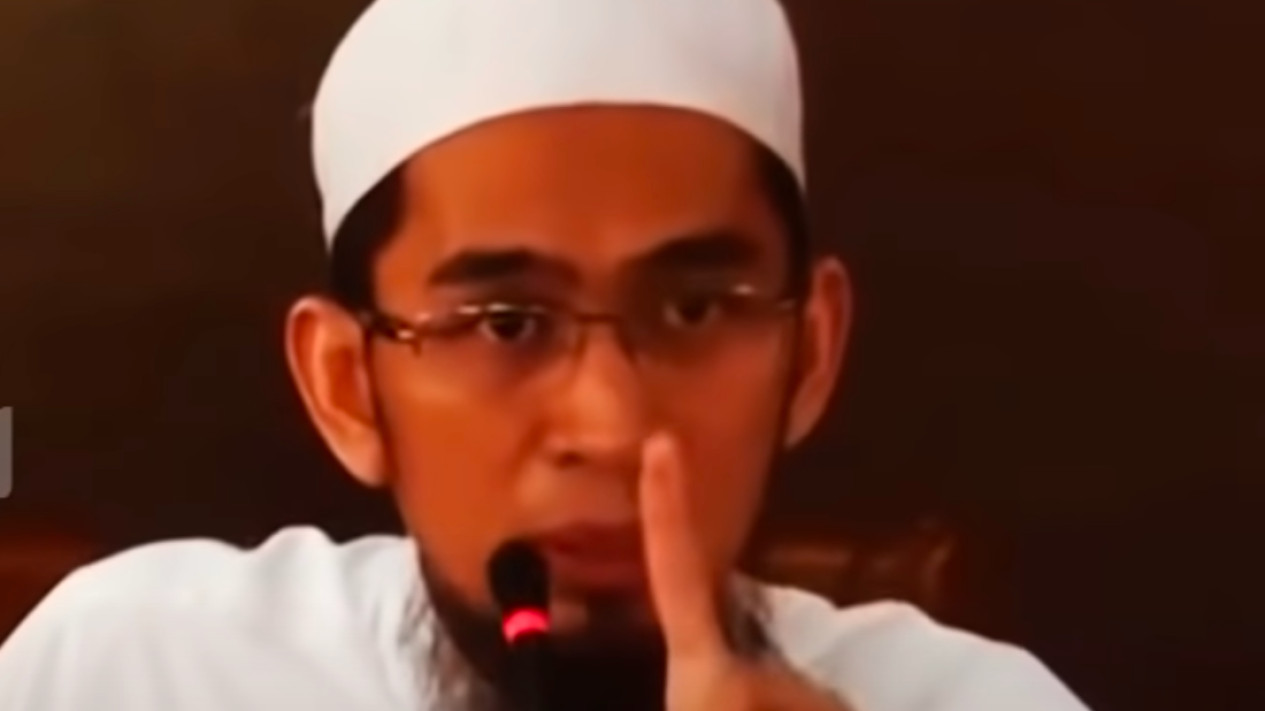 Sujud Sampai Nangis-nangis pun Saat Shalat Tahajud Doa Tak Akan Dikabulkan, Ustaz Adi Hidayat Beri Penjelasan kok Doanya Bisa Tertolak, Ternyata...
            - galeri foto