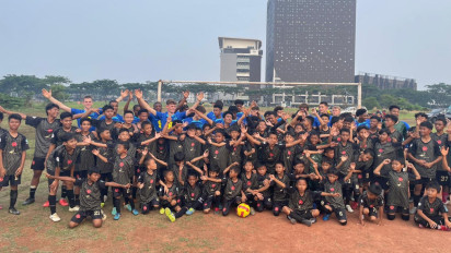 Mengharukan, Timnas Inggris U-17 Kunjungi SSB Bagi Anak Kurang Mampu di Jakarta