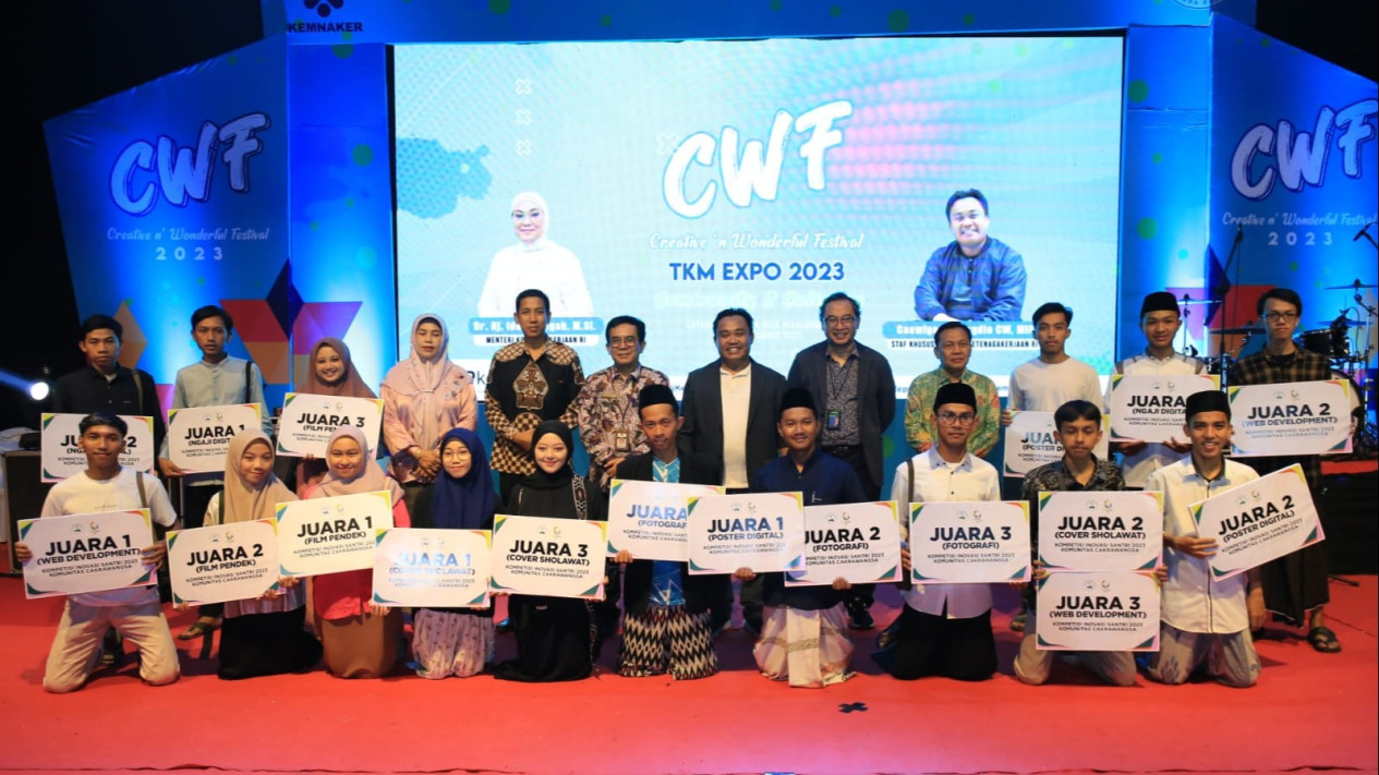 Perkuat Kemitraan Pelaku Wirausaha, Kemnaker Gelar TKM Expo di Kota Pekalongan
            - galeri foto