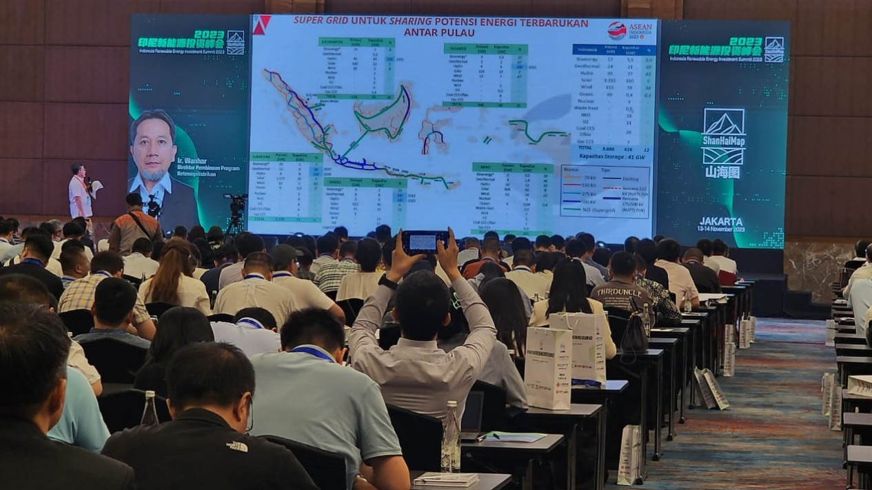 Indonesia Targetkan 23 Persen Gunakan Energi Terbarukan
            - galeri foto