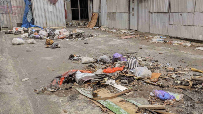 Tak Kunjung Dibongkar, Bekas Pasar Relokasi di Kota Batu Jadi Tempat Pembuangan Sampah