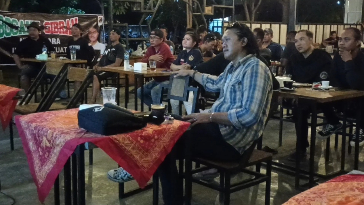 Relawan Prabowo - Gibran di Pati Nobar Pengambilan Nomor Urut Capres Cawapres
            - galeri foto