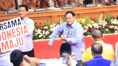 Prabowo Berjoget Gemoy di Depan Ketum Partai Usai Terima Nomor Urut 2