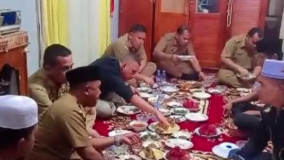 Viral, Tersebar Foto Oknum Pejabat Pemkab Padang Lawas Utara Makan Bareng Caleg DPR RI