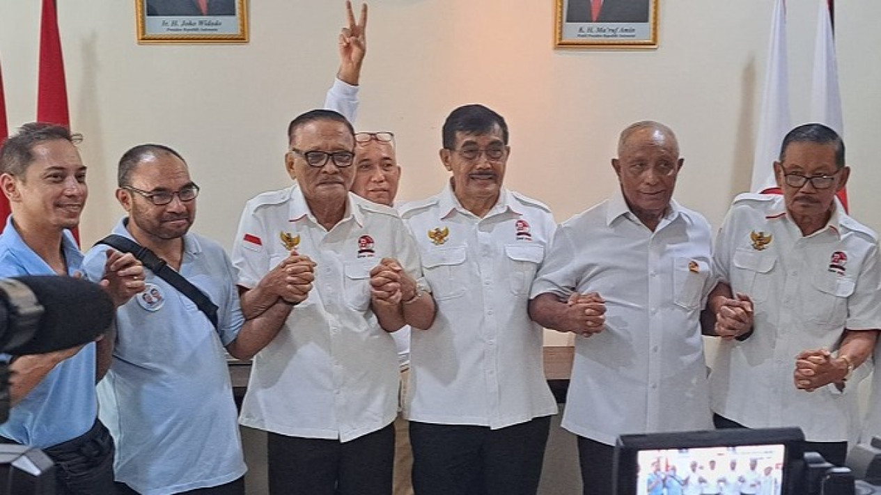 Bravo 5 Besutan Luhut Binsar Pandjaitan Dukung Prabowo-Gibran: Siap Menangkan Satu Putaran
            - galeri foto