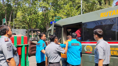 Kerap Bikin Rusuh, 17 Napi di Rutan Kelas IIB Situbondo Dimutasi ke Lapas Lain