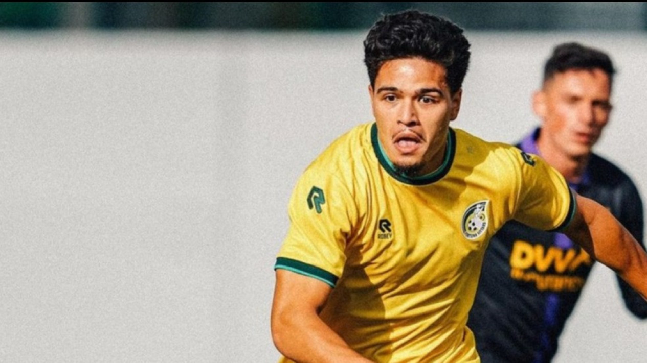 Profil Ragnar Oratmangoen, Striker Keturunan Maluku yang Akan Dinaturalisasi untuk Bela Timnas Indonesia,
            - galeri foto