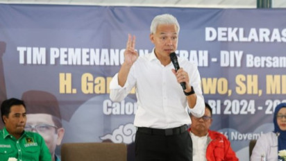 Momen Ganjar Pranowo Berkunjung ke Kosan Masa SMAnya