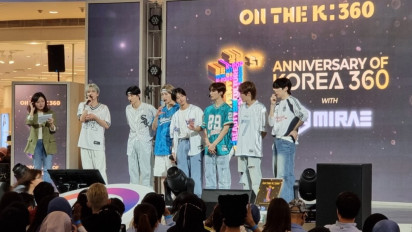 Fanmeeting di Indonesia, Junhyuk MIRAE Sebut Ingin ke Puncak dan Coba Paragliding