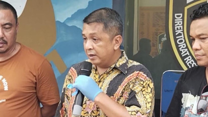 Viral Wisudawan Bawa Spanduk Minta Bantuan Kapolri, Polda Lampung: Penyidik Berdasarkan Fakta, Bukan Menduga-duga