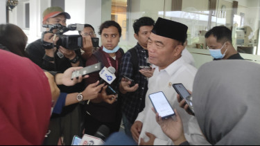 Menko PMK Imbau Pemda Aceh agar Dapat Terima Para Pengungsi Rohingya dan Layani dengan Baik