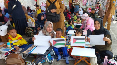 Ratusan Siswa TK Berlomba Mewarnai Bendera Palestina dan Galang Dana, sekaligus Peringati Hari Anak Sedunia