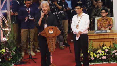 Visi dan Misi Ganjar-Mahfud Disorot soal 1 Keluarga Miskin 1 Sarjana, Jubir TPN Beberkan Itung-itungan Realistis