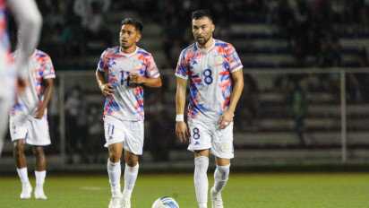 Ternyata Bukan Hanya Timnas Indonesia yang Kecewa dengan Lapangan Sintetis Stadion Rizal Memorial, Pemain Filipina Bahkan Sampai ... 