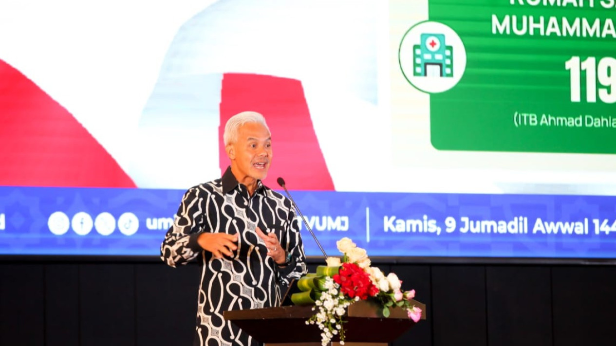 Jika Jadi Presiden, Ganjar Pranowo Komitmen Bakal Mudahkan Pengajuan Label Halal
            - galeri foto