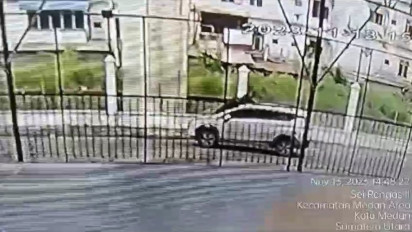 Ketahuan Mesum dalam Mobil Sepasang Kekasih Tabrak Sekuriti Plaza Yanglim Medan hingga Tewas, Ini Kronologinya
