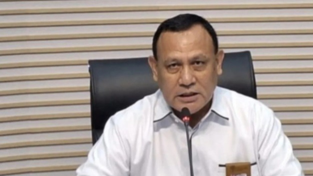 Firli Bahuri Ogah Mundur, Sejumlah Tokoh Ini Desak Ketua KPK Mengundurkan Diri hingga Dimiskinkan
            - galeri foto