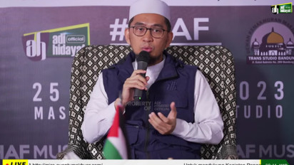 Sebelum Beli Boneka untuk Anak, Pastikan Dulu Apa Hukumnya, Ternyata Kata Ustaz Adi Hidayat Itu...