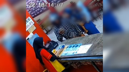 Sambil Gendong Balita, Pasutri Kabur Usai Tipu Top-Up Ovo