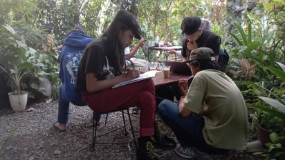 'Dialog Antar Kita' di Cicalengka Bandung Bangkitkan Gairah Membaca dan Melukis