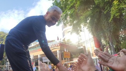 Capres Ganjar Pranowo Singgung Bentrok Massa Pro Palestina dan Ormas di Bitung saat Hadiri Jalan Sehat di Makassar