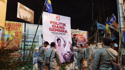 Tak Patuhi Aturan Kampanye, APK di Sepanjang Sumbu Filosofi Diturunkan Petugas