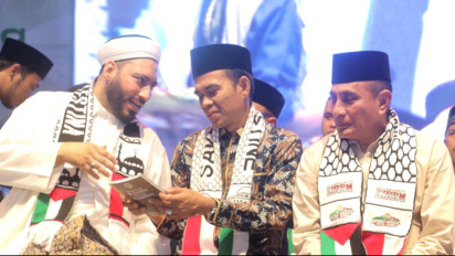 Acara Sumut Bersatu, UAS dan Edy Rahmayadi Bersama Anak-anak Berdonasi Bantu Palestina hingga Rp1,2 Miliar