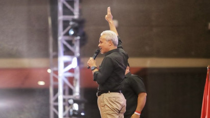 Ganjar Ajak Relawan Tabrak Bila Ada yang Halangi Kampanyenya