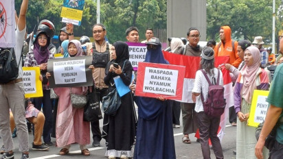 Majelis Penderitaan Rakyat Gelar Aksi Tolak Penyebaran Nyamuk Wolbachia di Kantor Kemenkes