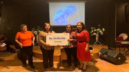 BPJS Ketenagakerjaan Serahkan Santunan Kematian ke Peserta Anggota Wanita Bethel Indonesia