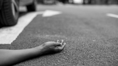 Tinggal Sendiri di Rumah Mewah, Kakek Juragan Kos Tewas Mengenaskan dengan Luka di Leher dan Dada