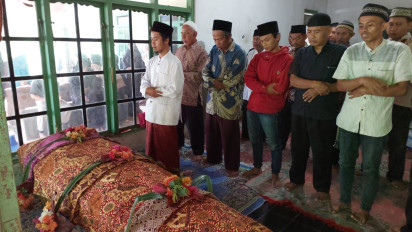 Sempat Melawan KKB di Papua, Jenazah Korban Penembakan Tiba di Rumah Duka di Banjar Jabar