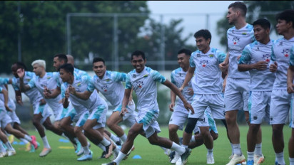 Ungkapan Menyentuh Frets Butuan Usai Undur Diri dari Persib, Minta Maaf Karena Harus Hengkang