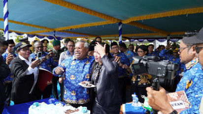 Peringatan HUT Korpri Ke-52 di Mimika, Bupati Omaleng Sampaikan Pesan Mendalam