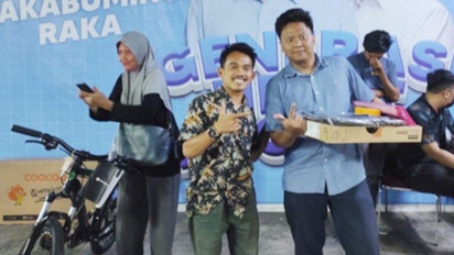 Pancaran Kebahagiaan Warnai Penerimaan Hadiah Jalan Sehat Satu Putaran Bersama Gibran