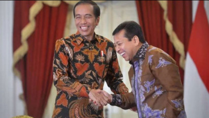 Ramai-ramai 'Spill' Kabar Jokowi Minta Stop Kasus Setya Novanto