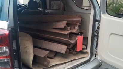 Curi Rel Kereta Api, Tiga Kakek Asal Probolinggo Dibekuk Satreskrim Polres Probolinggo