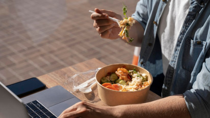 Doa sebelum dan sesudah Makan, Lengkap dengan Riwayat Hadisnya 