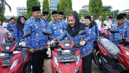 Viral, Wali Kota Semarang Bagi-bagi Vario Merah ke 177 Lurah, Total Anggarannya Rp8 Miliar
