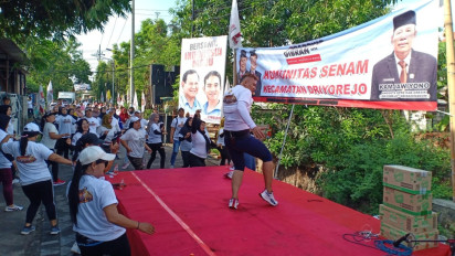 Kampanyekan Capres Cawapres Prabowo Gibran, Ratusan Relawan di Sumput Gresik Gelar Senam Gemoy Bersama