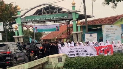 Anies Kunjungi Ponpes Modern Nurussalam, Disambut Teriakan 'Anies Presiden'