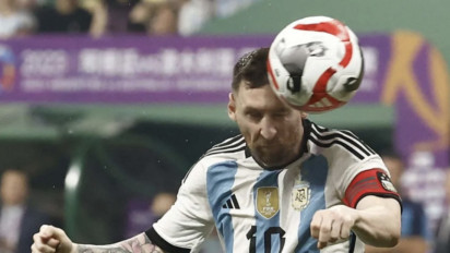 Lakukan Selebrasi Tutup Telinga Ejek Louis Van Gaal, Messi Menyesal: Bodoh Sekali