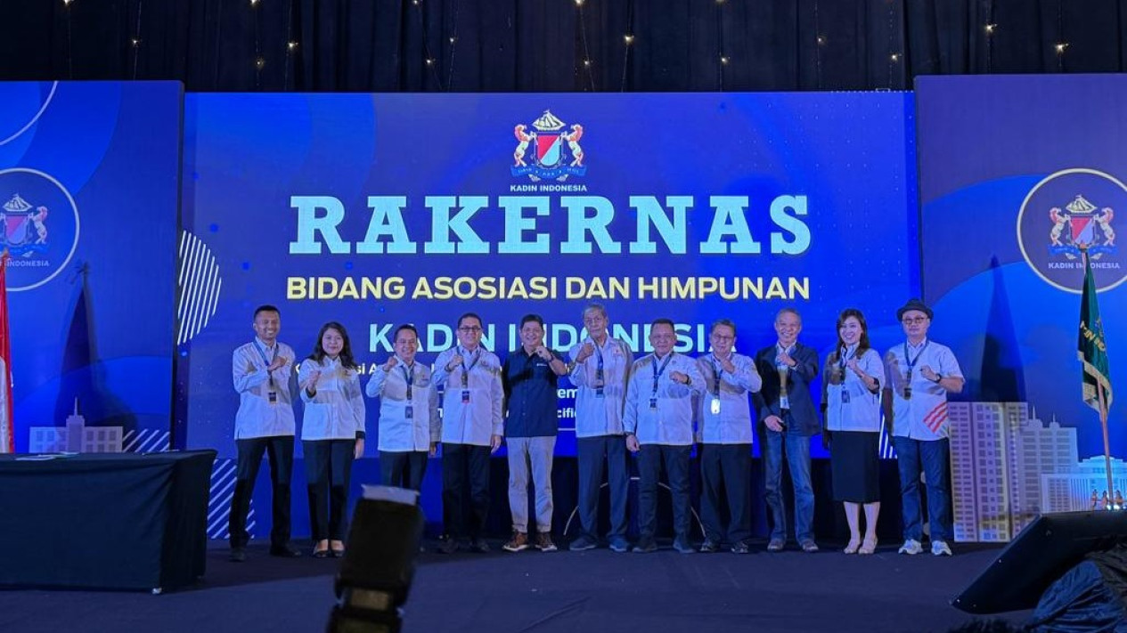 BPJS Ketenagakerjaan dan 11 Asosiasi ALB Kadin Jalin Kerja Sama
            - galeri foto