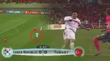 Kolase foto gol cepat Hakan Sukur di Piala Dunia 2002