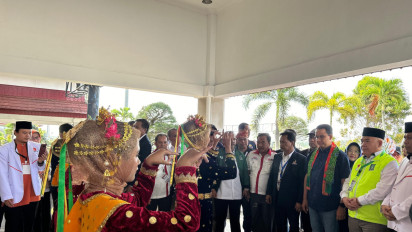 Anies Tiba di Bengkulu Disambut dengan Tari Persembahan Sekapur Sirih