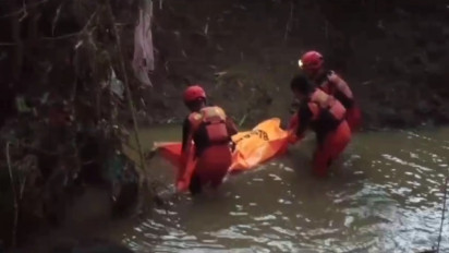 Petani Terseret Air Bah di Nganjuk Ditemukan Tewas Tersangkut di Ranting Bambu