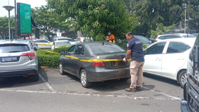 Geger Mayat Pria Dalam Mobil Toyota Ditemukan Petugas Kebersihan di Stasiun Bandung, Mobil Terparkir Sejak Empat Hari