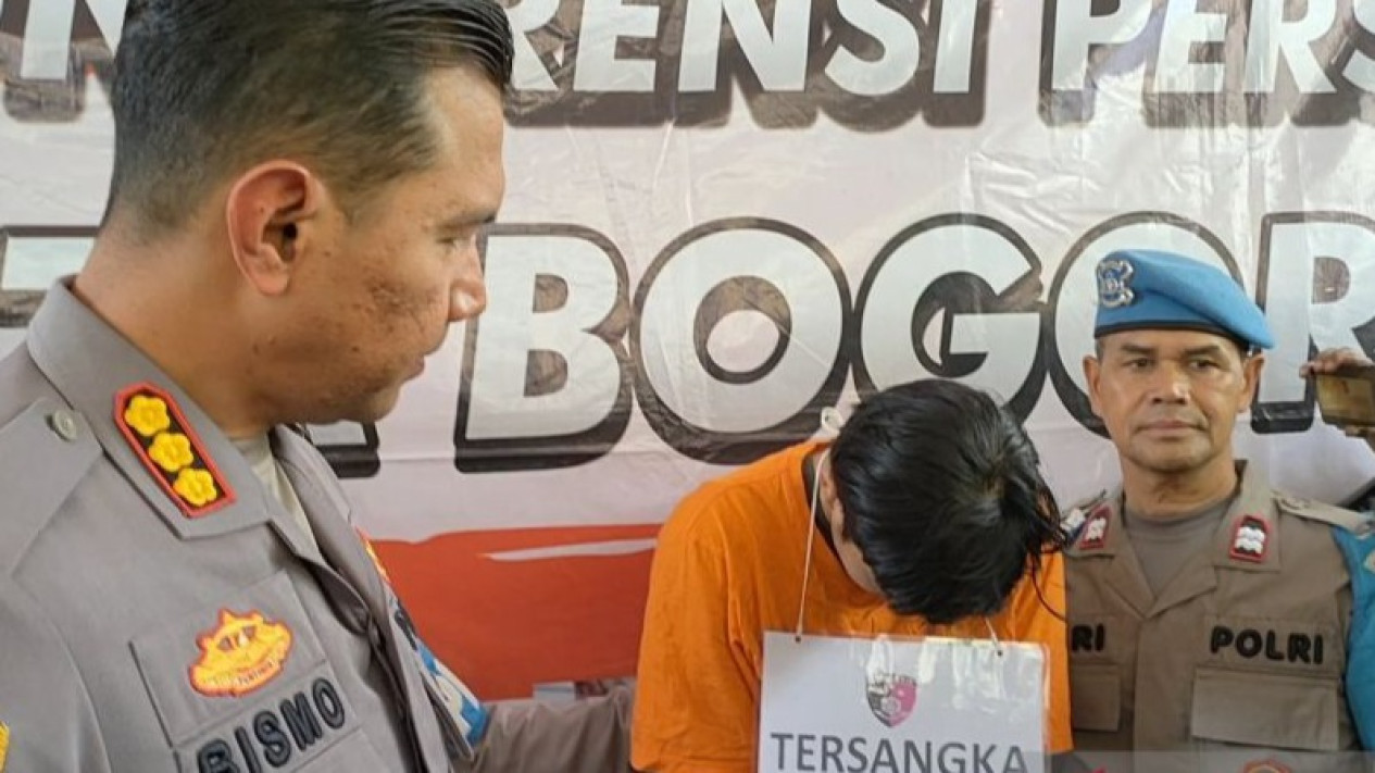 Polisi Ungkap Motif Alung Bunuh Pacarnya di Kamar Hotel Bogor, Bikin Geram!
            - galeri foto