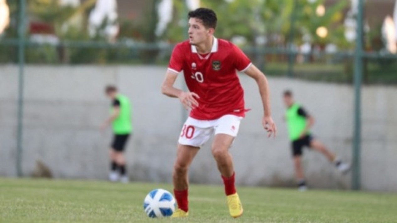 Bakal jadi Pemain Timnas Indonesia Pertama yang bermain di EPL, Berikut Ini Perjalanan Karier dari Justin Hubner
            - galeri foto